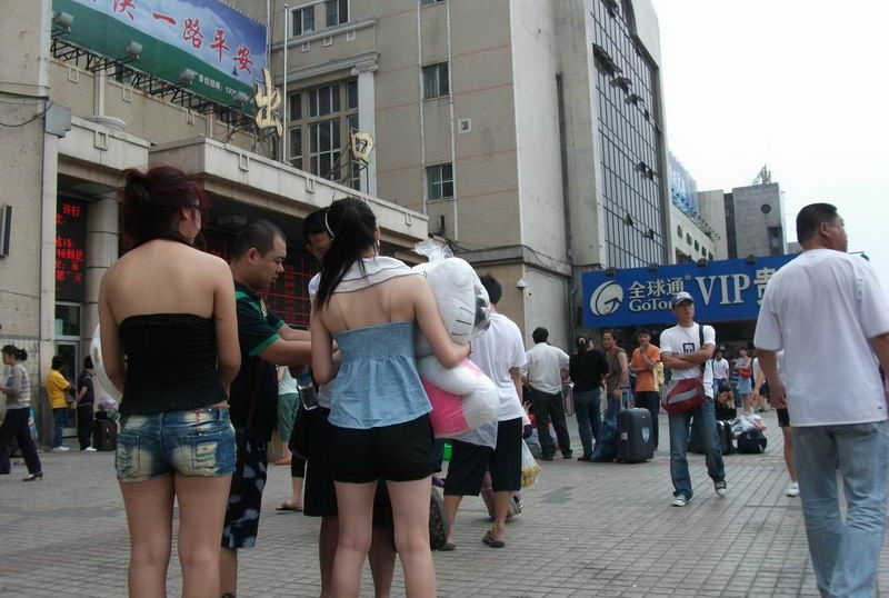 合肥的前卫美女