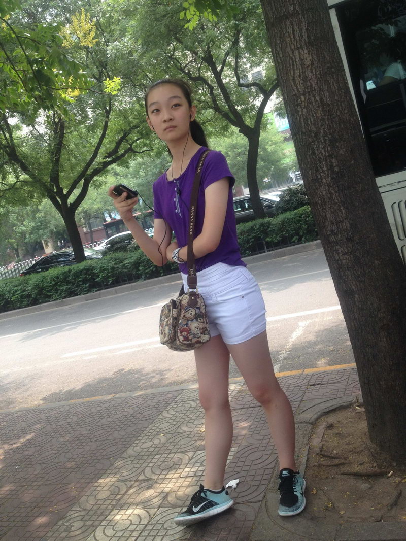 杭州大学附近街拍的女生(1)