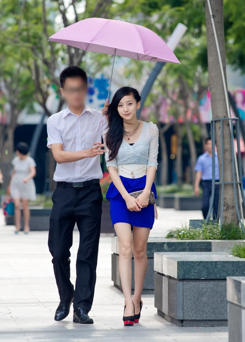 忽然路过的几个美女