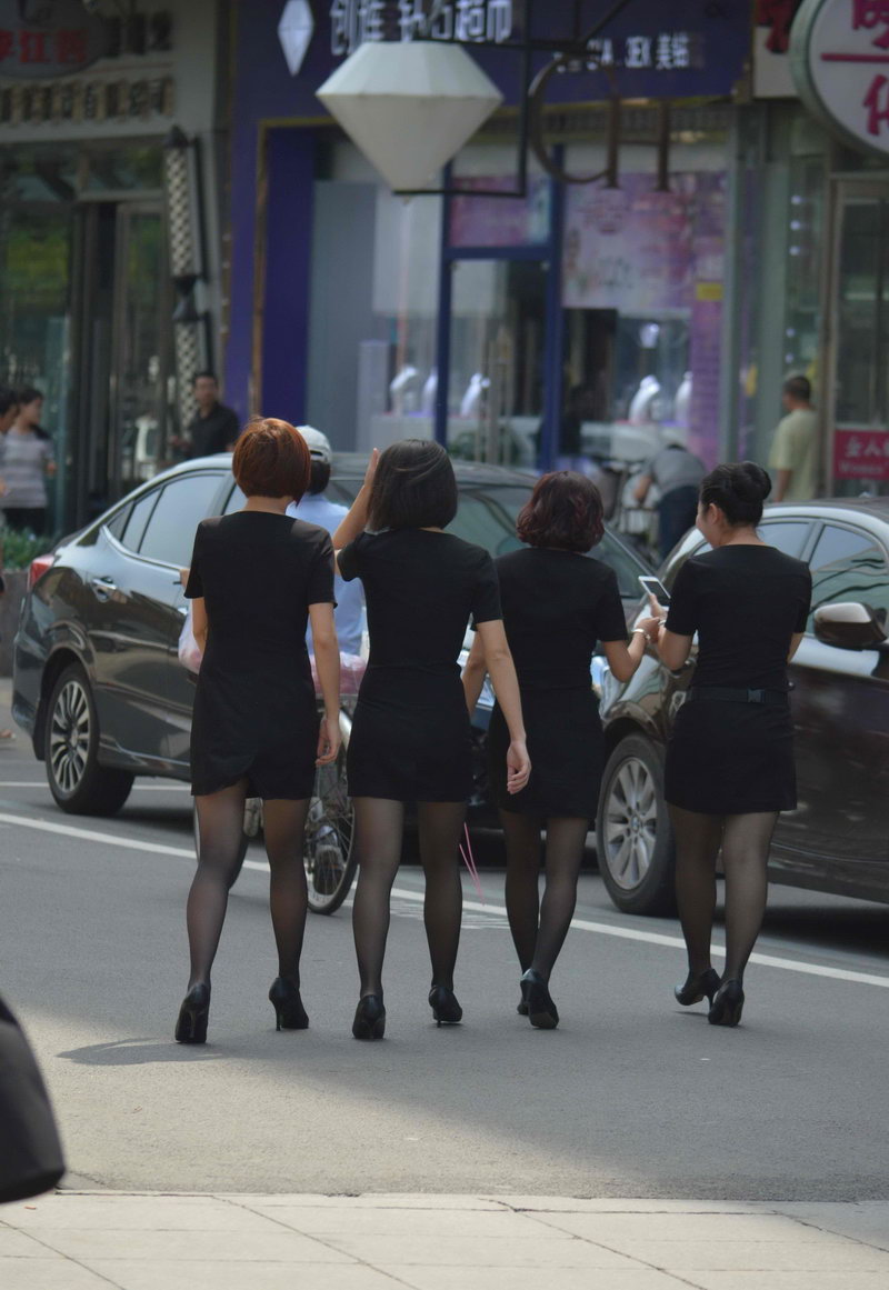 一群职业装黑丝袜美女们(1)