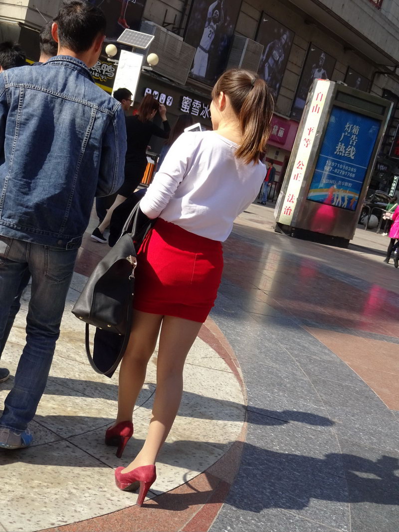 步行街见到的美女