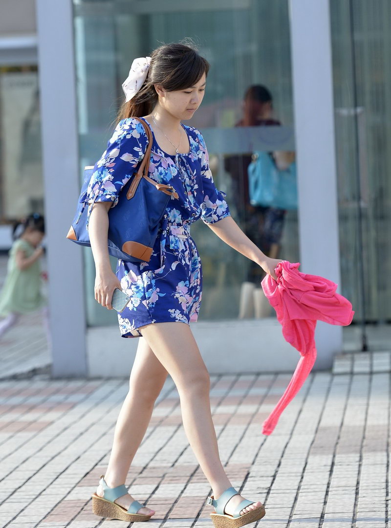 华联商厦见到的MM