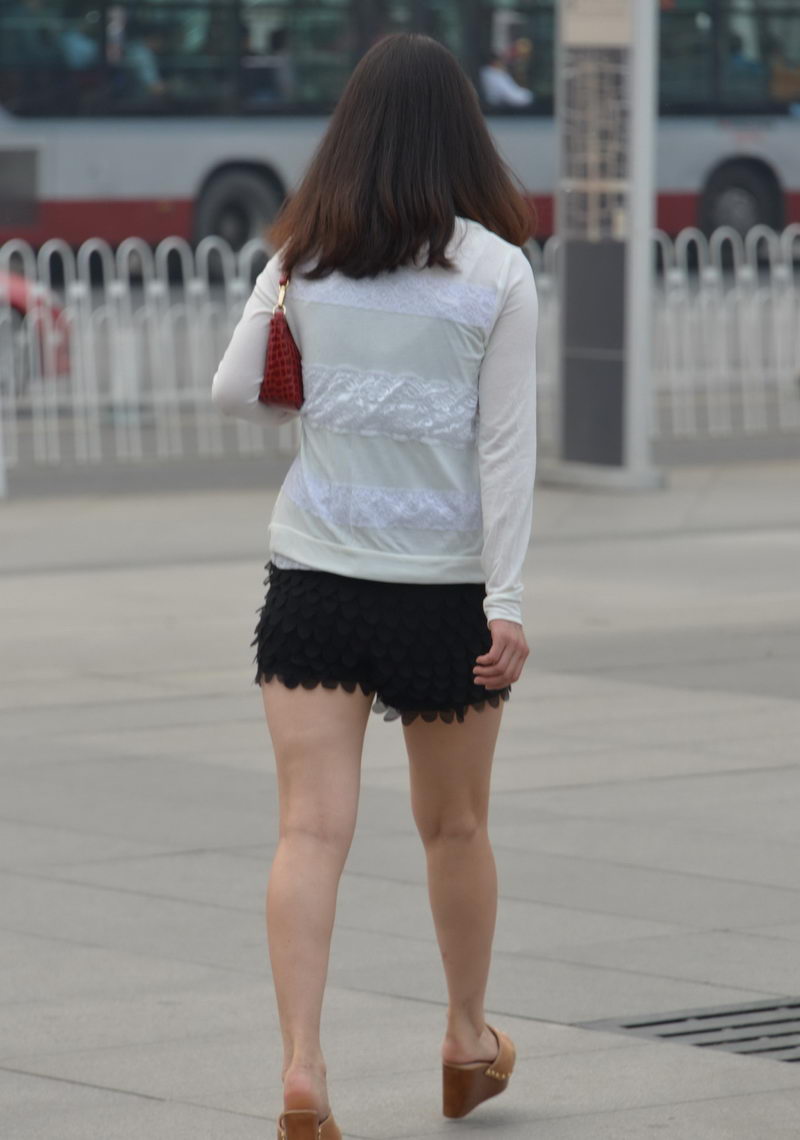 今年夏天很流行的短裤裙