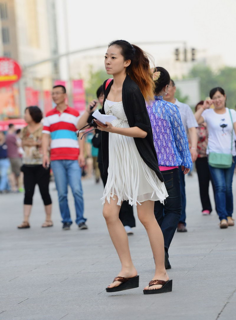 商业街闲逛见到的美女