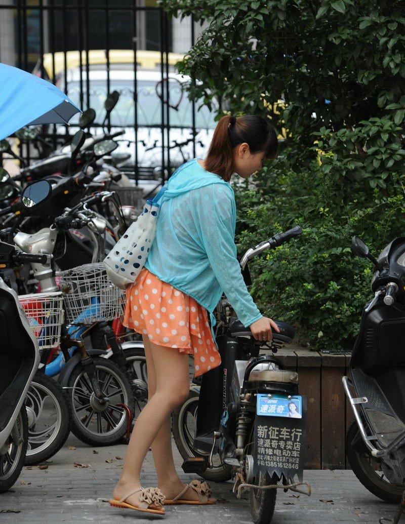 同曦步行街的南京美女(1)