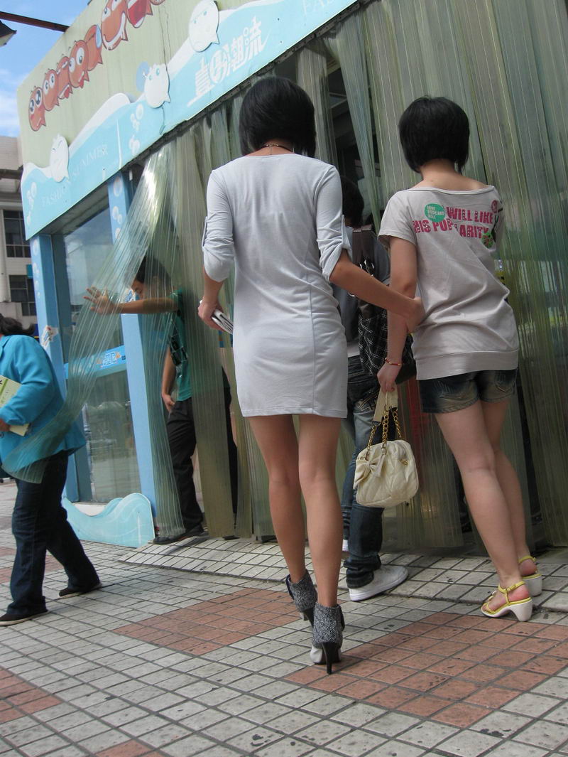 南京幸福路街拍女孩