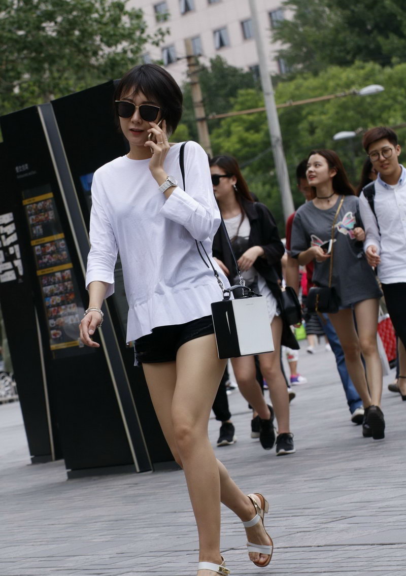 重庆街拍的美女2