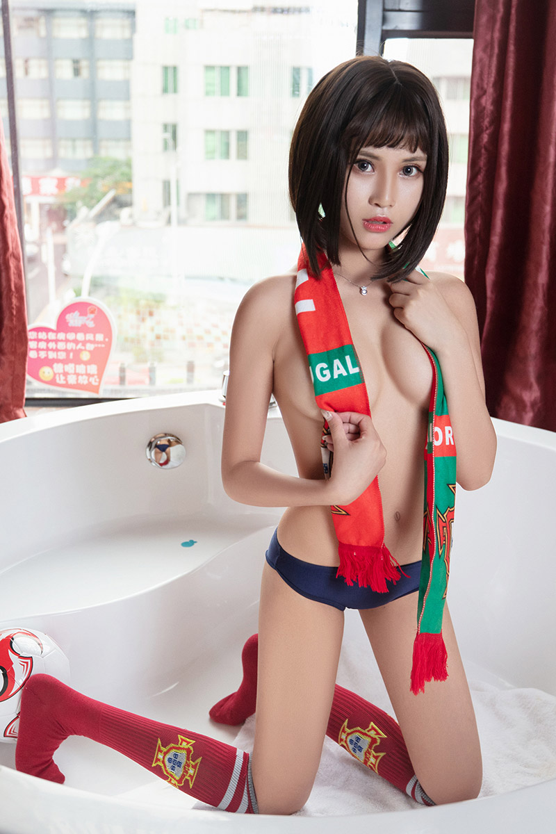 美女萌宝儿柔嫩的美臀真心美到爆了