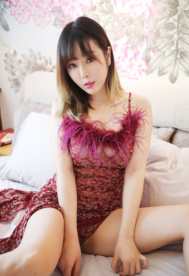 美女王雨纯雪白的身材美感相当震撼