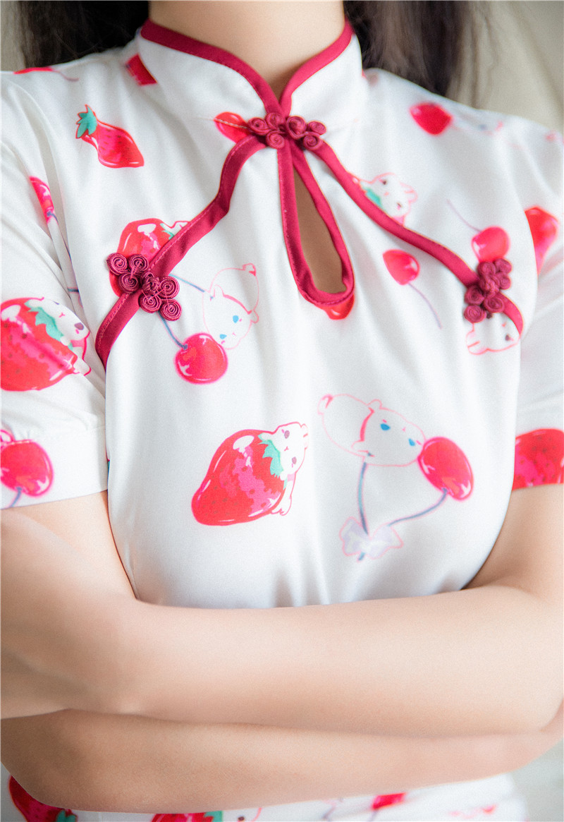 柚木写真—草莓旗袍