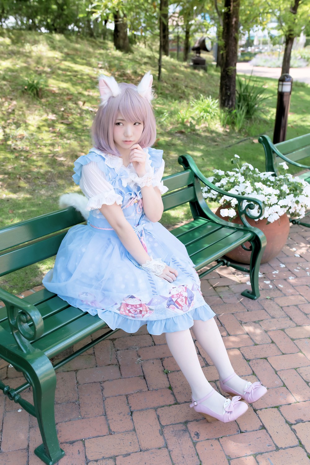 粉蓝猫咪coser