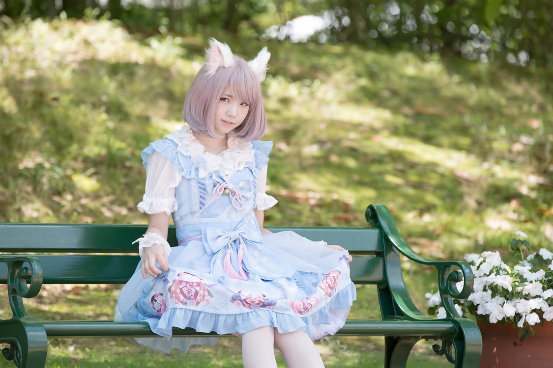 粉蓝猫咪coser