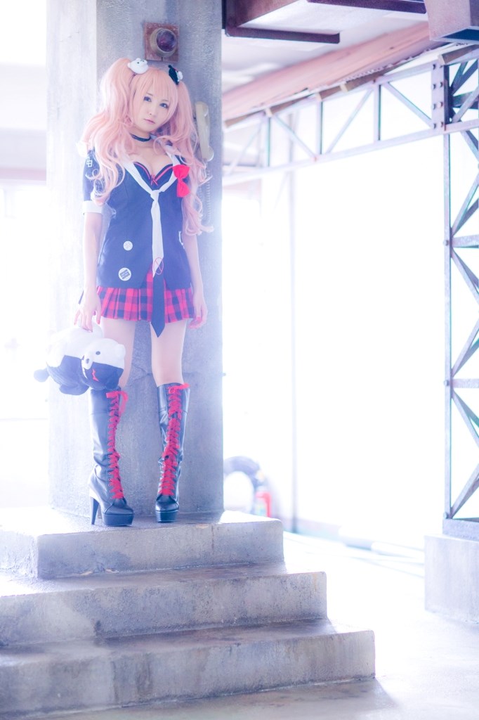 黑白熊美少女coser